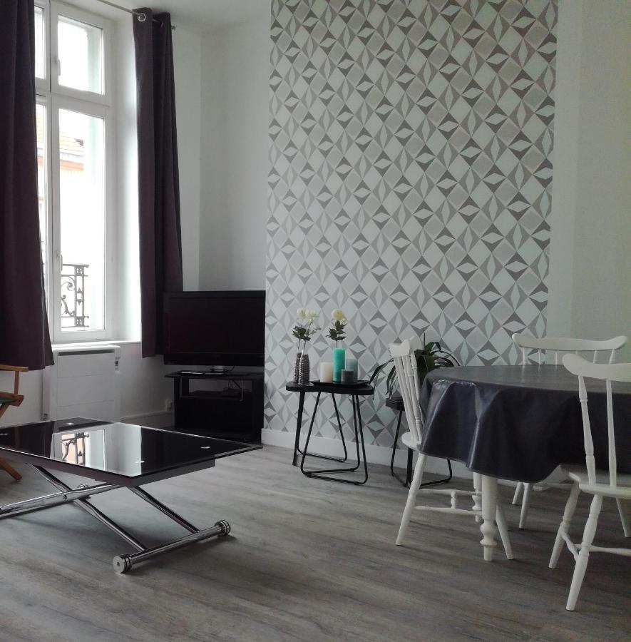 St Cyr Logement Lumineux Dans Coeur De Ville & Wifi บูโลญ-ซูร์-แมร์ ภายนอก รูปภาพ